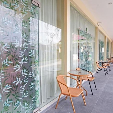 V Canggu Dormitory Εξωτερικό φωτογραφία