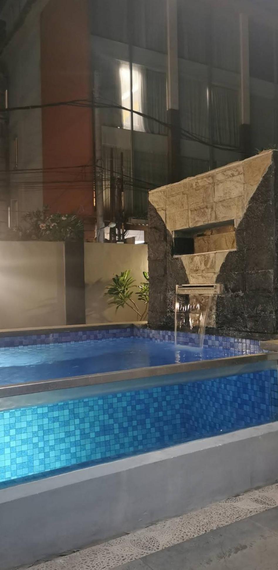 V Canggu Dormitory Εξωτερικό φωτογραφία