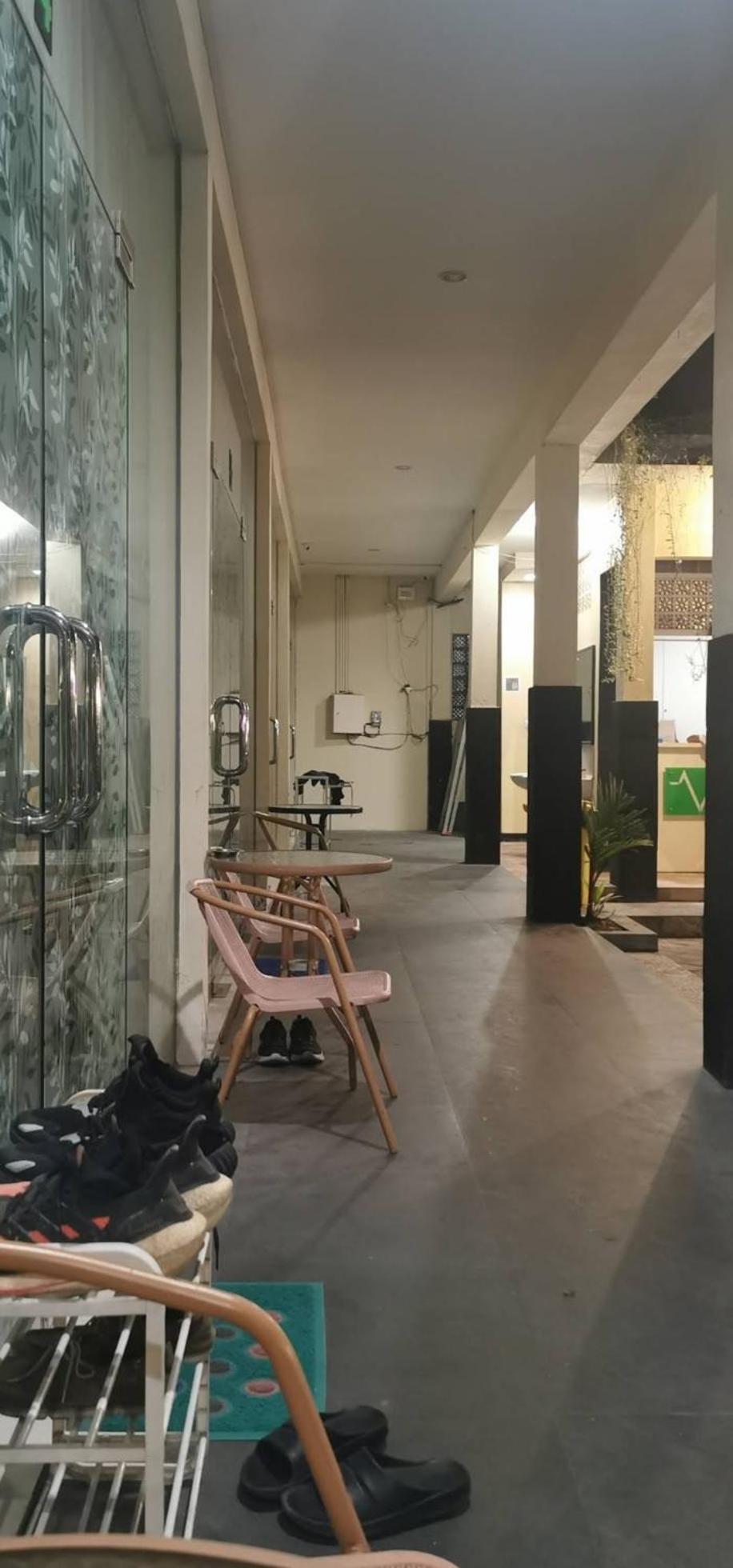 V Canggu Dormitory Εξωτερικό φωτογραφία
